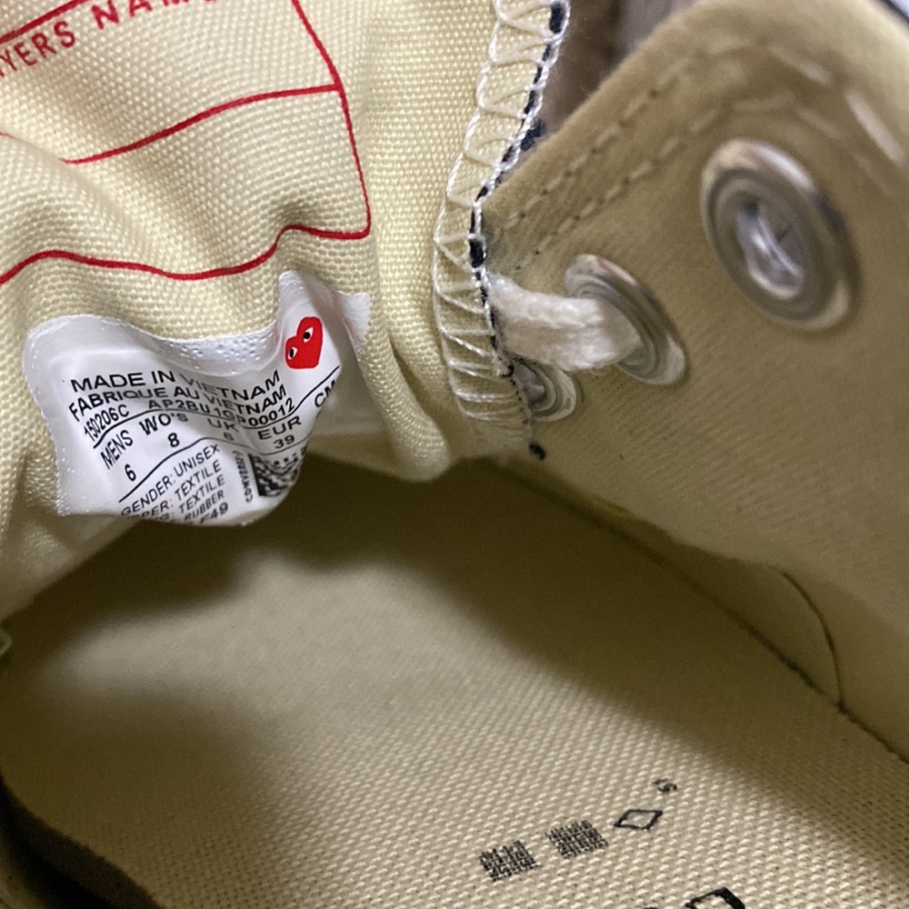 Comme des Garcons Play x Converse Play One Heart  Sneakers - Picture 3 of 4